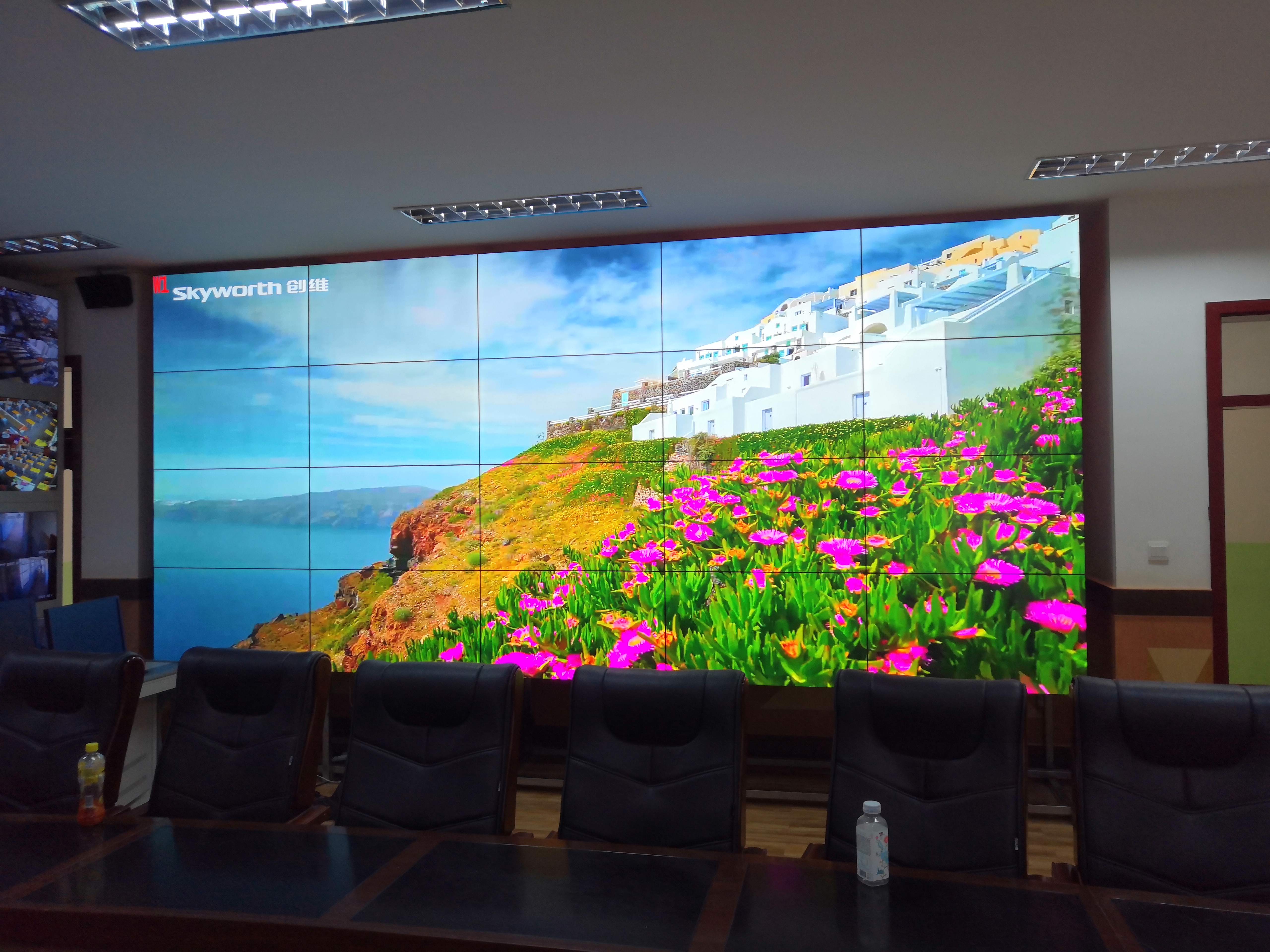 醫(yī)院掛號大廳裝LED屏后，投訴率下降40%！排隊叫號屏的隱藏管理哲學(xué)”