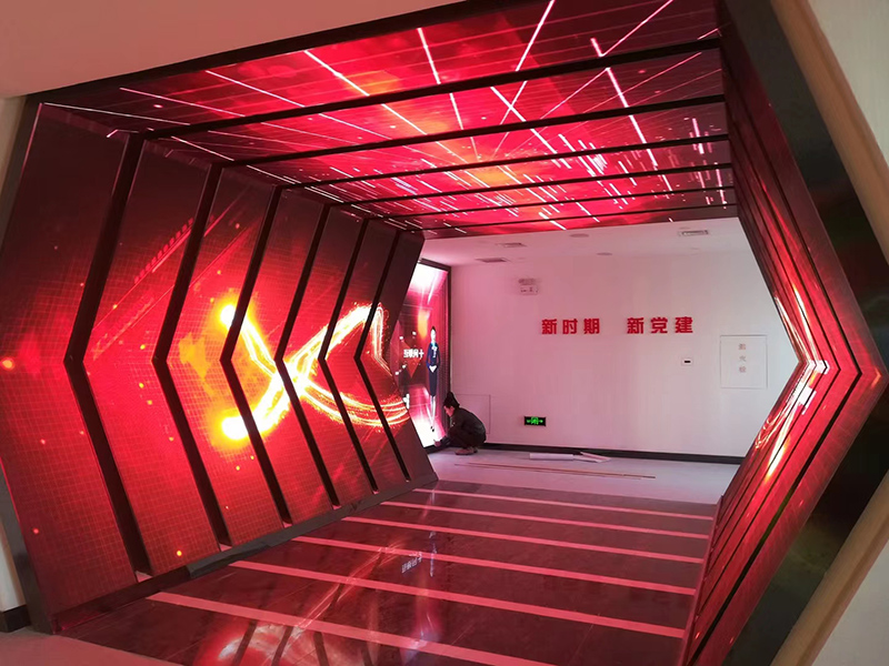 想給店鋪裝個(gè)LED顯示屏，該怎么選分辨率？是不是分辨率越高畫(huà)質(zhì)就一定越好？