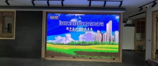 觸控延遲0.01秒 vs 0.1秒：差10倍的價(jià)格背后，會(huì)議平板觸控技術(shù)的水有多深？”